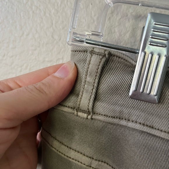 NWT SPANX Stretch Twill Straight Leg Pant in Olive Oil Womens Size M - Picture 14 of 16